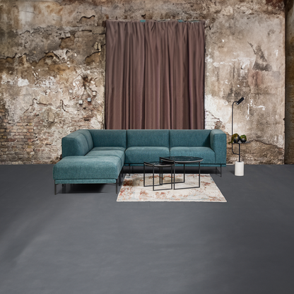 MAJESTIC-Sofa-Trägerelemente aus massiver Buche, verstärkt mit Holzplattenelementen in Raum