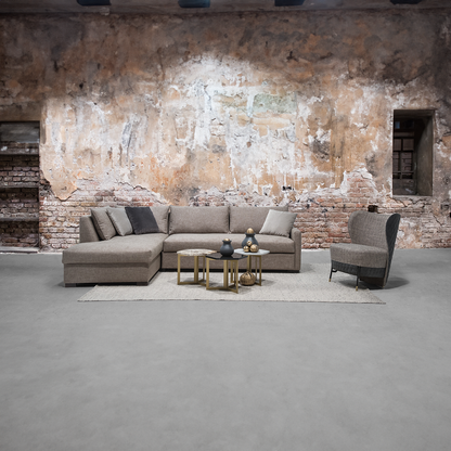 Schlafsofas SLEEPOVER- Stützelemente aus massiver Buche, verstärkt mit Holzplattenelementen im Raum