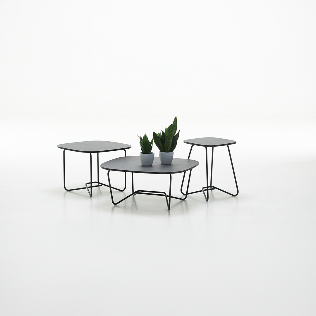 RUVO Low Beistell / Couchtisch