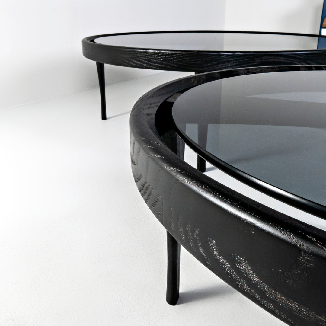 ELISA-Designer Couchtisch, Gestell aus Massivholz, Glasplatte-schwarz lackiert-Detail