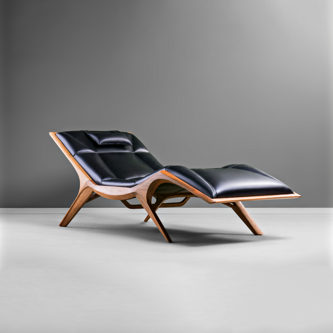 INSEKT-Designer Liege, Gestell aus Massivholz und Lederpolsterung-seitlich von vorne