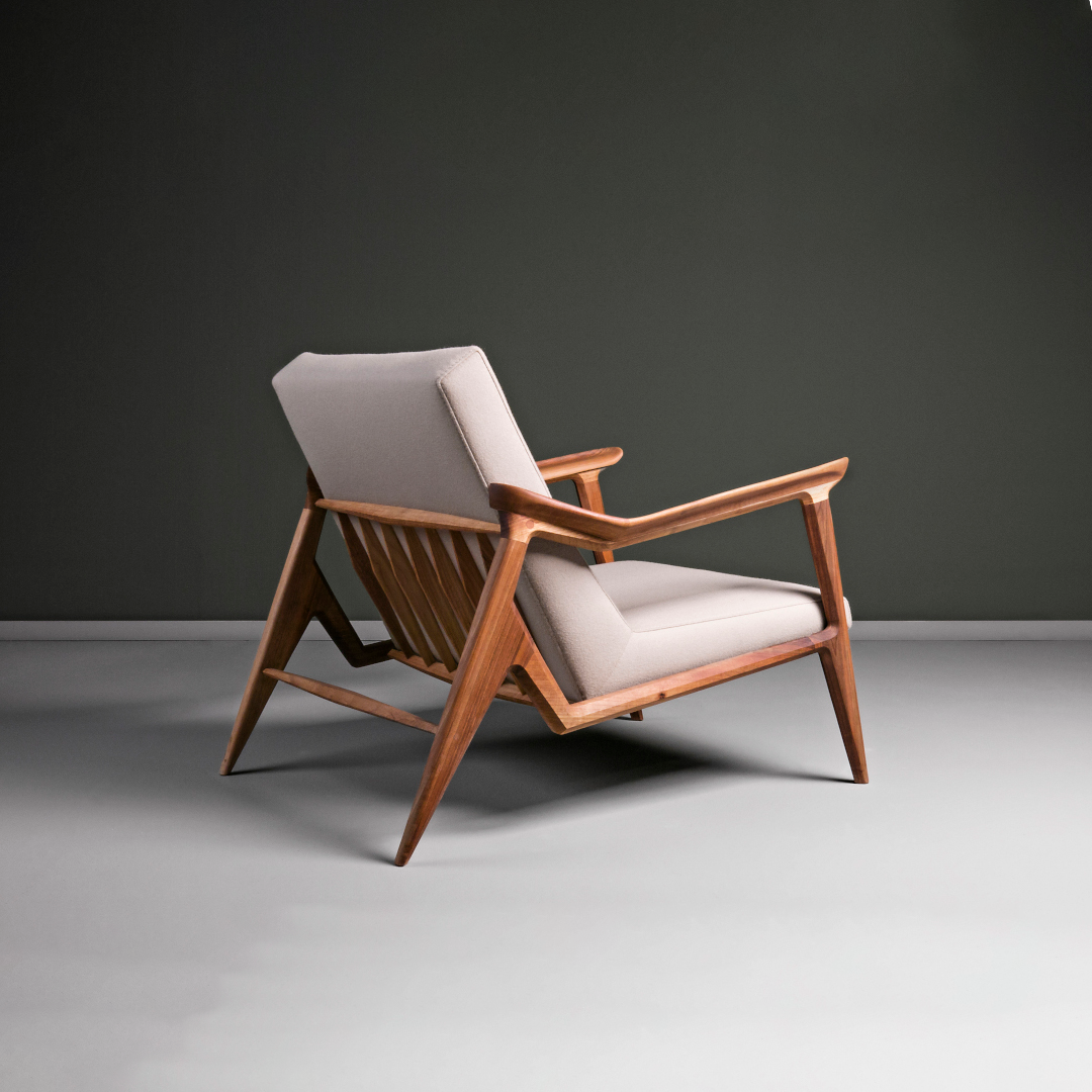 LIPA-Designer Sessel aus Massivholz und Stoffpolsterung-seitlich Rücken