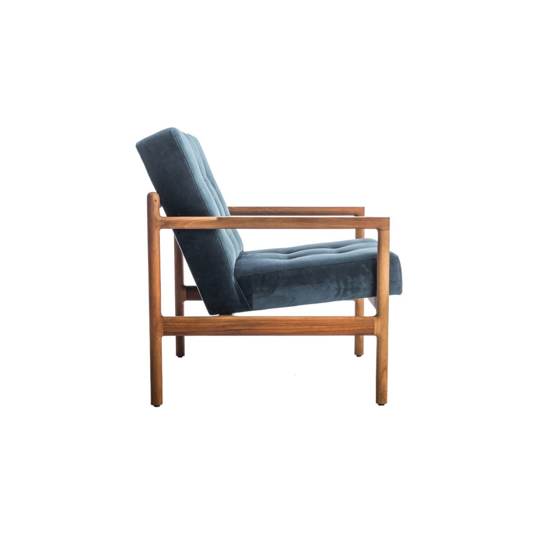 LONDA-Designer Sessel aus Massivholz und Stoffpolsterung-seitenansicht