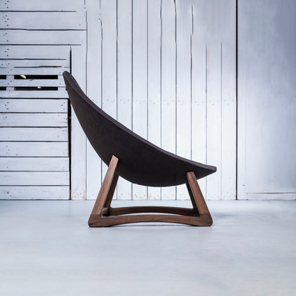 MINAS-Designer Sessel aus Massivholz und Stoffpolsterung-seite