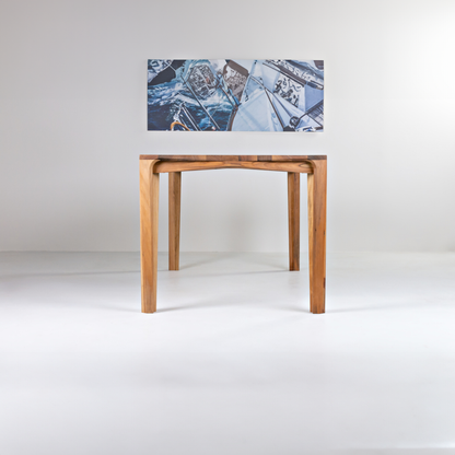 PERO-Designer Esstisch aus Massivholz Frontansicht